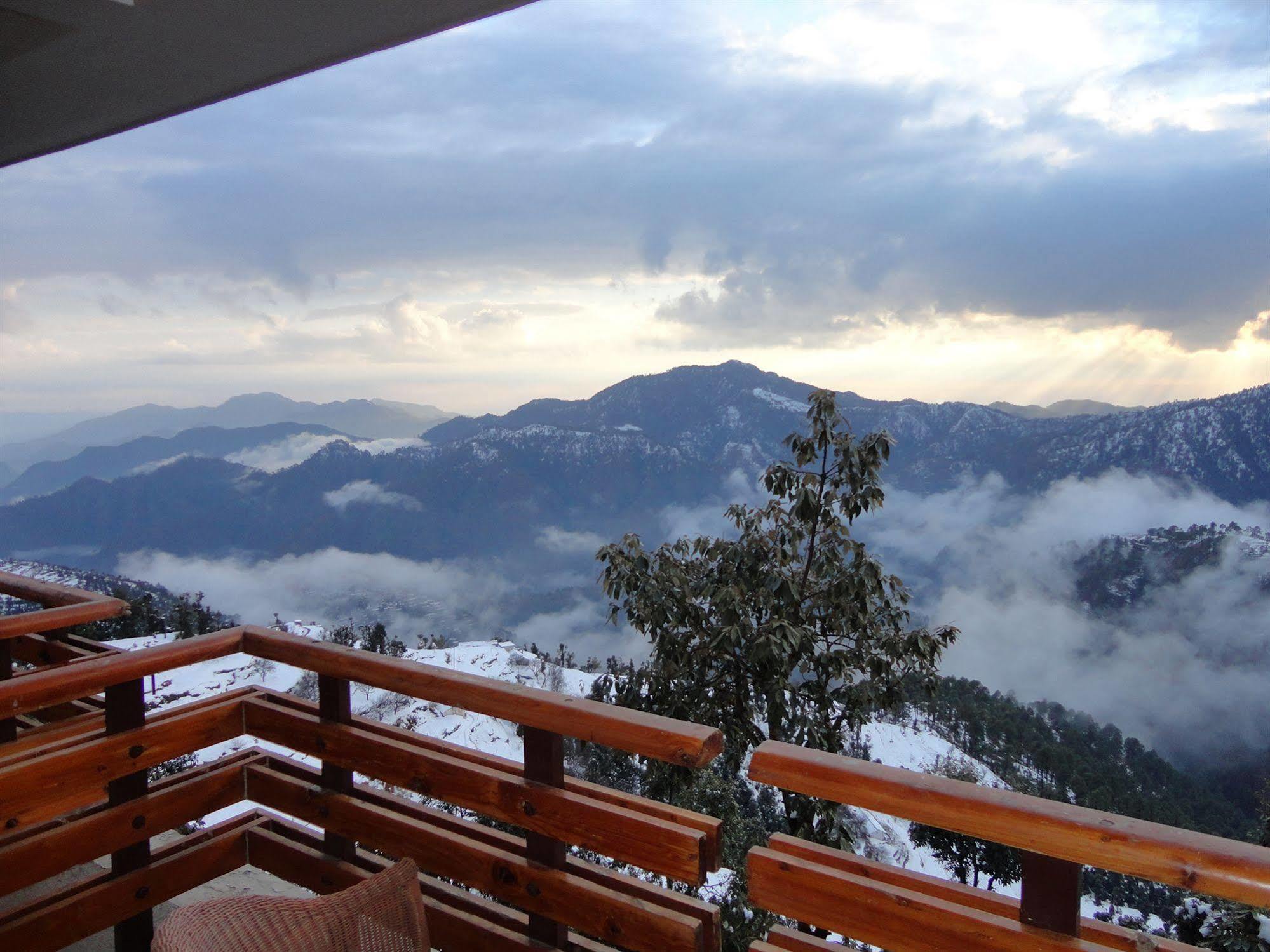 Club Mahindra Kanatal Esterno foto